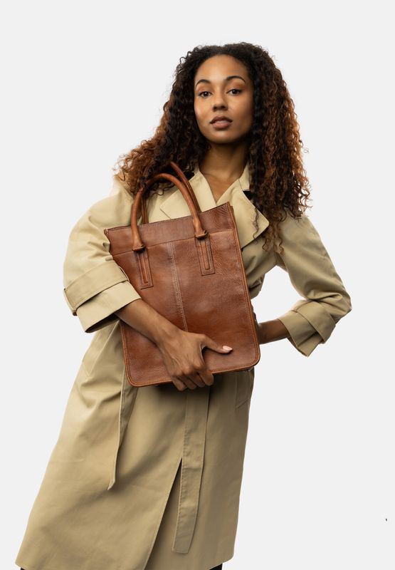 RE:Designed Halma Urban Totebag Walnut