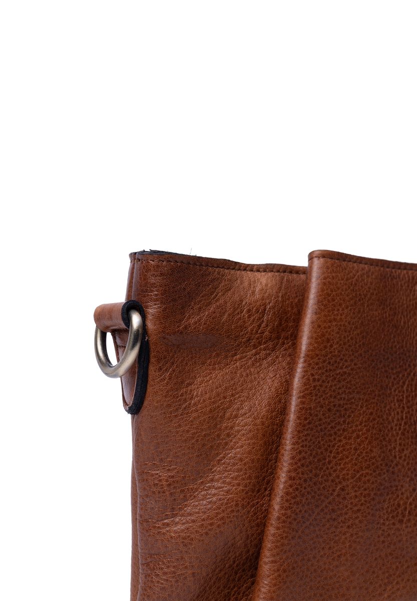 RE:Designed By Dixie Nisa Small Walnut