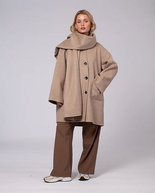 Clermonte Sandy Coat i Sand