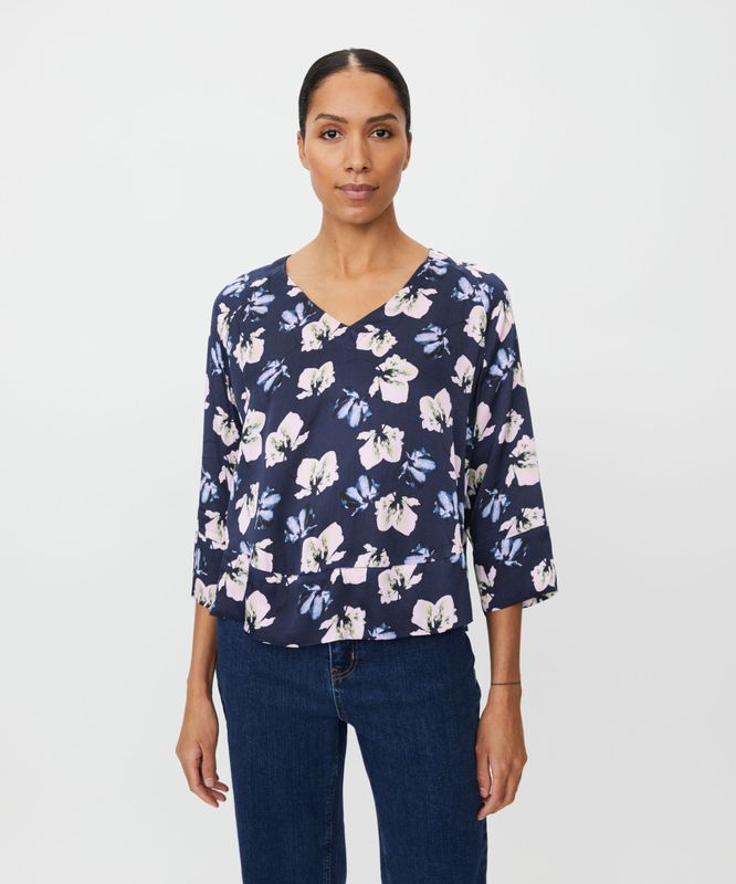 MASAI MaBenika Topp i Navy Blazer
