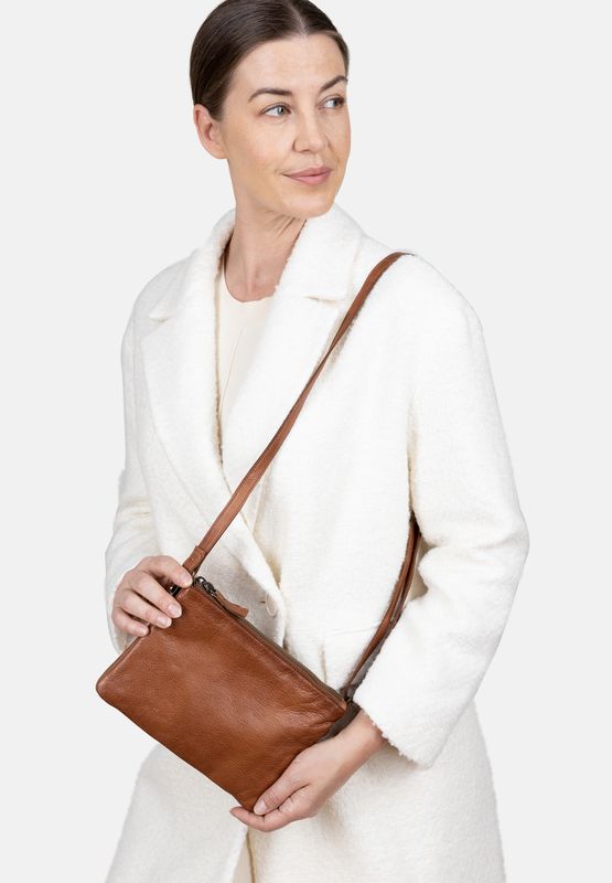 RE:Designed By Dixie Oslo urban crossoveveske i Walnut