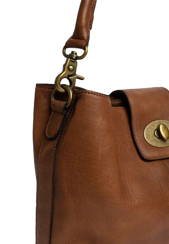 RE:Designed By Dixie Carola Small i Walnut