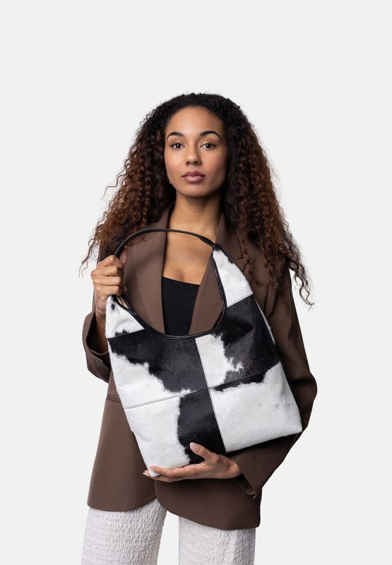 RE:Designed Jia Big i Black/White